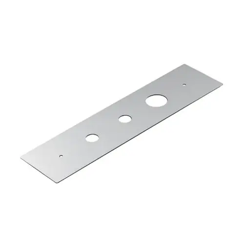 Montageplatte aus Metall von Kludi mit drei runden Öffnungen, geeignet für eine dreilochige Installation und in verchromter Oberfläche.